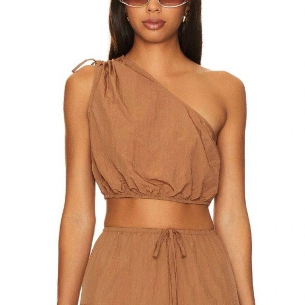 Rails x Revolve Kim Single Shoulder Crop Top in Toffee Shell Beads Women’s Large